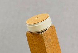 isuisui（イスイスイ） 木製脚用:椅子脚の形状を選ばず取り付け可能